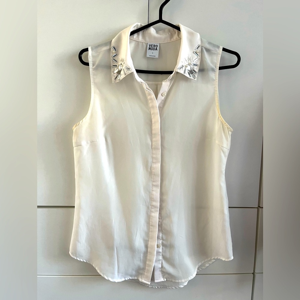 Vero moda button down shirt with rhinestones